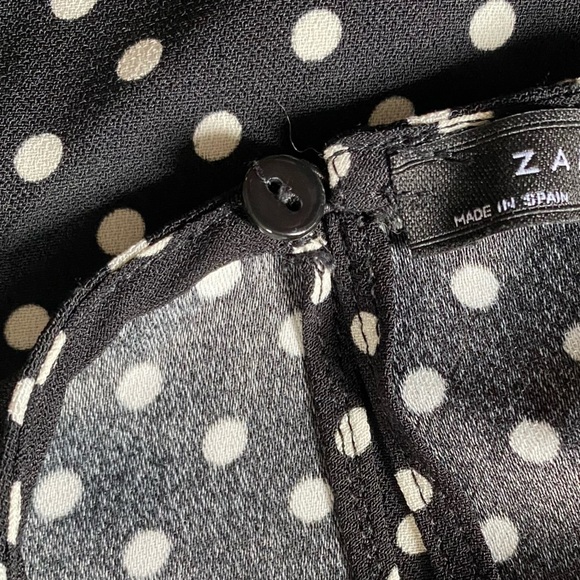 Zara polka dot blouse women’s medium black white bell sleeves business casual - Picture 9 of 10